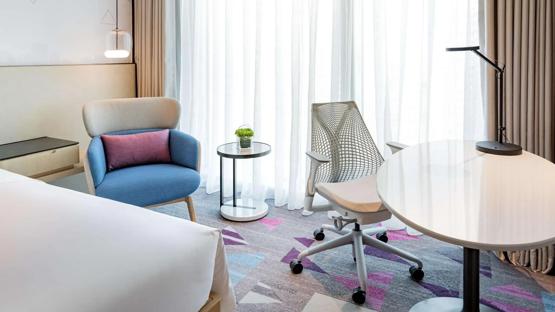 Hilton Garden Inn Shenzhen World Exhibition & Convention Center Отель