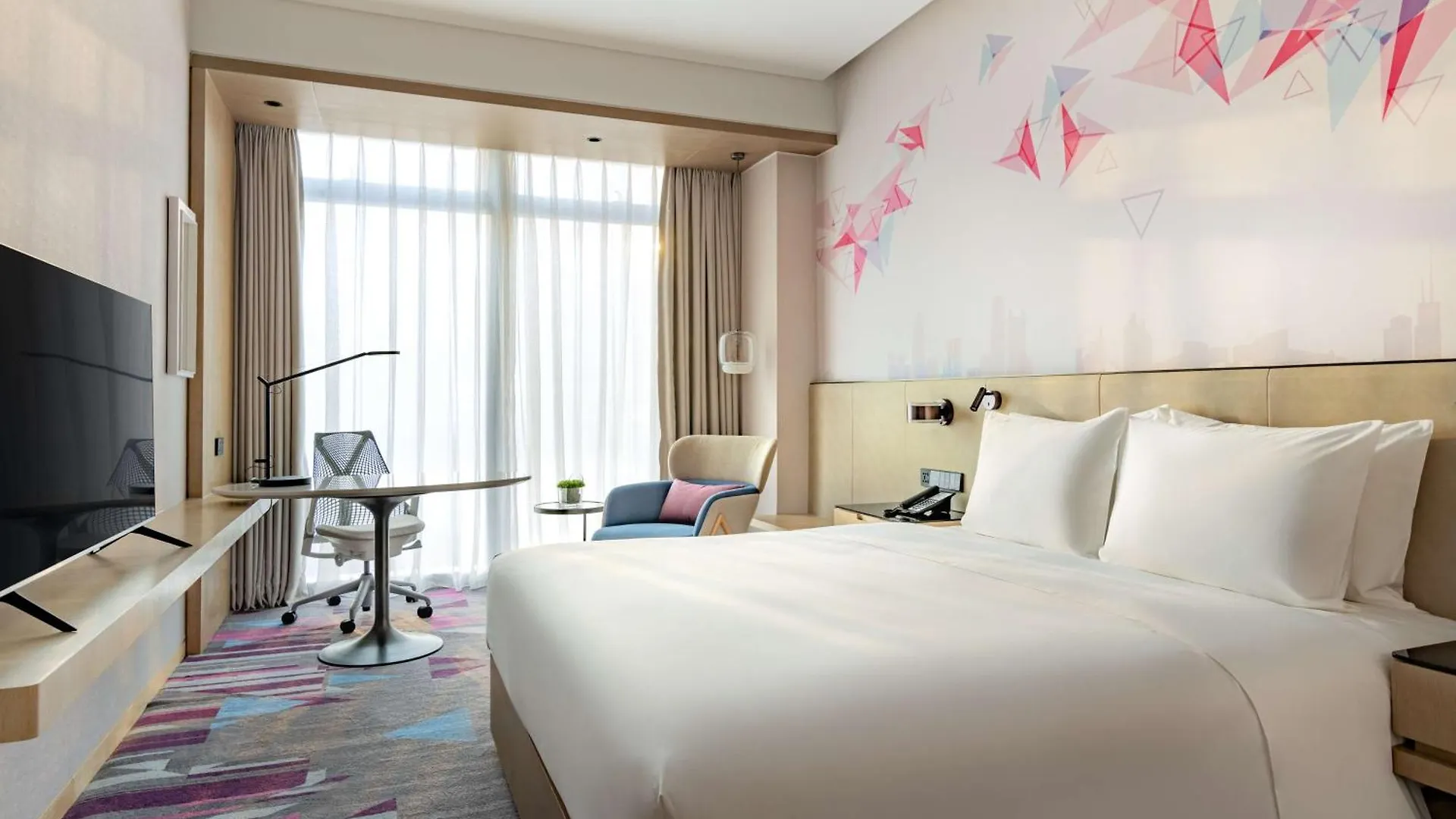 Hilton Garden Inn Shenzhen World Exhibition & Convention Center Отель
