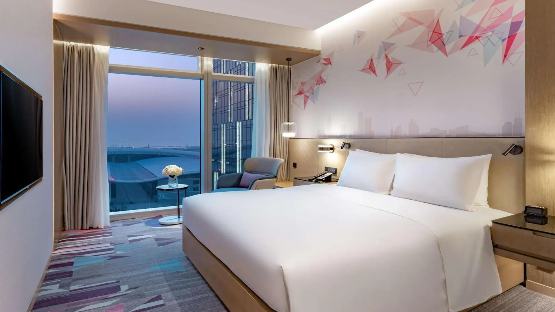 Hilton Garden Inn Shenzhen World Exhibition & Convention Center